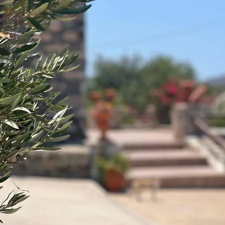 πέτρινο στη σύρο アパート