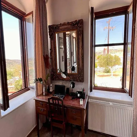 πέτρινο στη σύρο Apartment