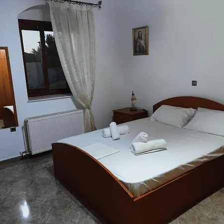 πέτρινο στη σύρο Apartment